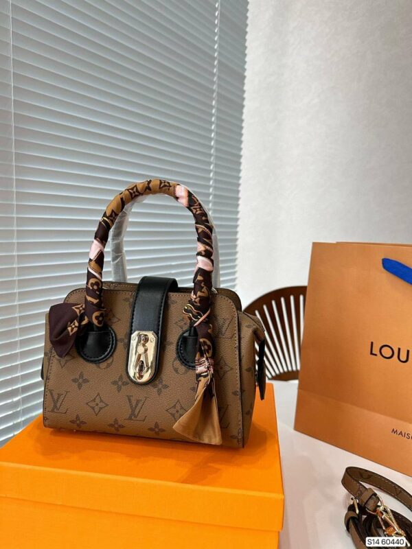 New Arrival LV Handbag L332