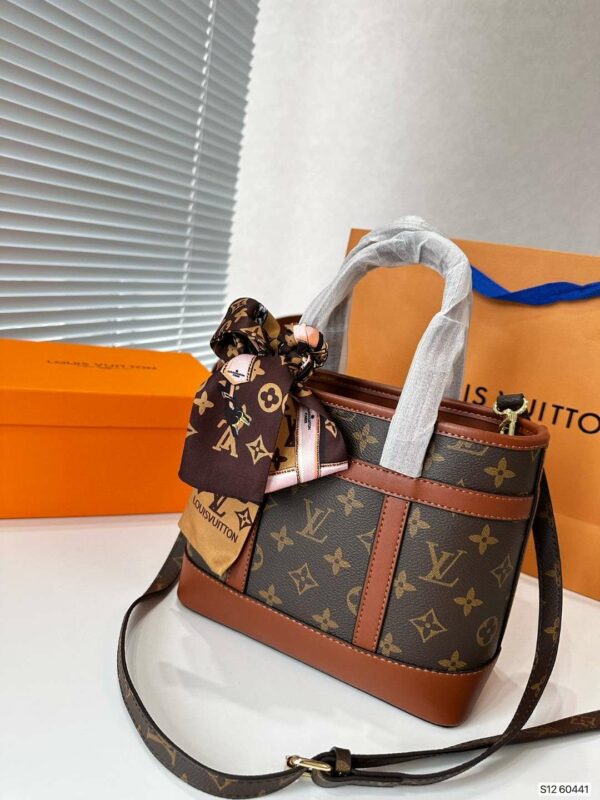 New Arrival LV Handbag L331