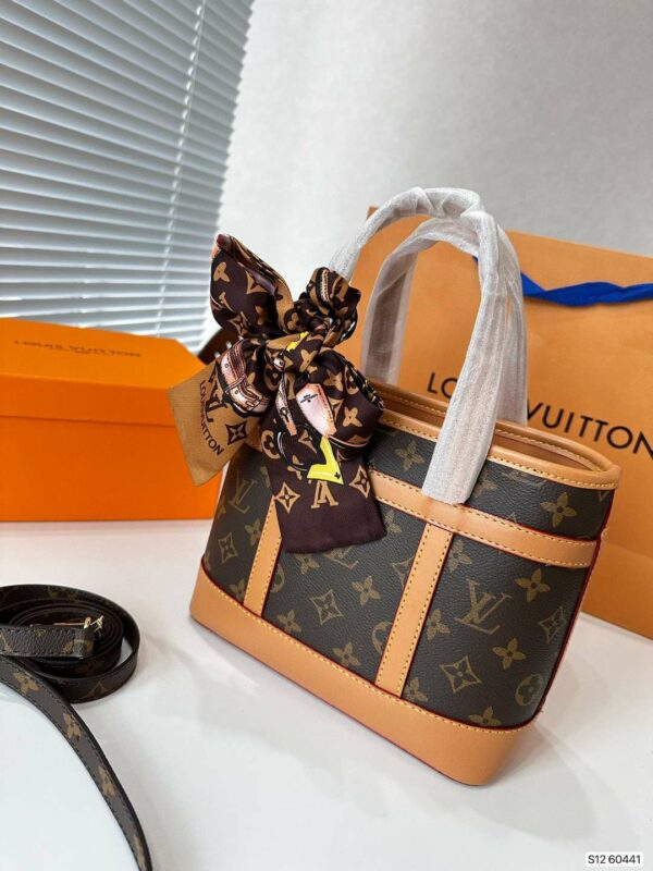 New Arrival LV Handbag L331