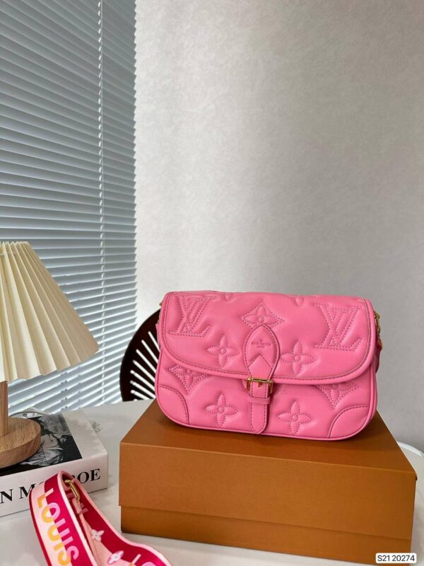 New Arrival LV Handbag L330