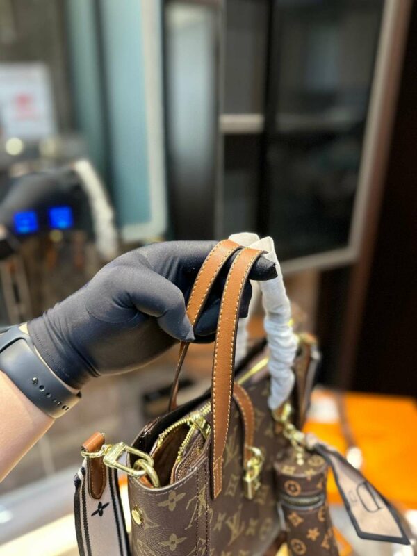 New Arrival LV Handbag L329