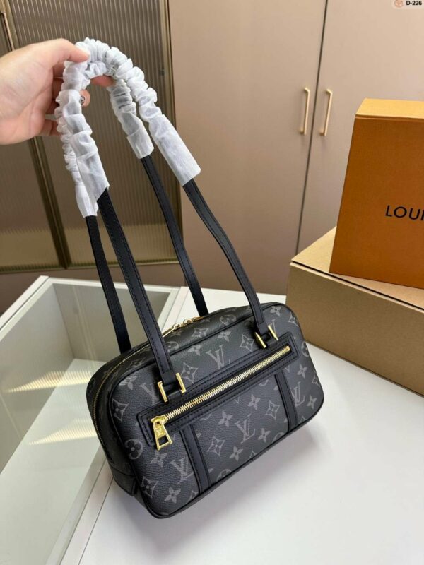 New Arrival LV Handbag L327