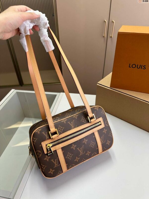 New Arrival LV Handbag L327