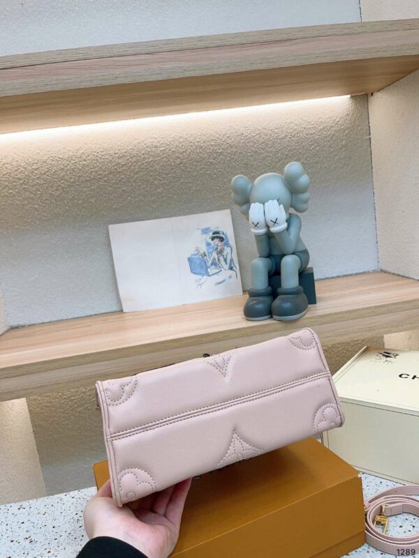 New Arrival LV Handbag L325