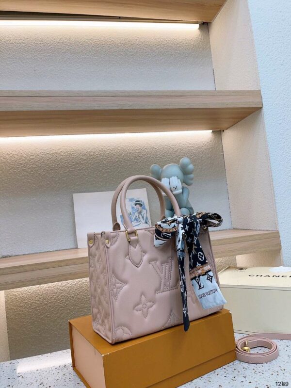 New Arrival LV Handbag L325