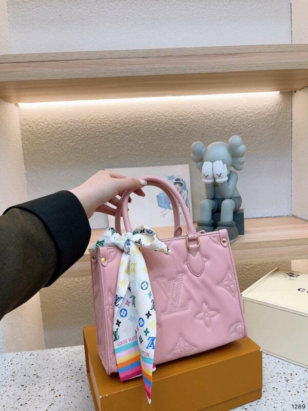 New Arrival LV Handbag L325