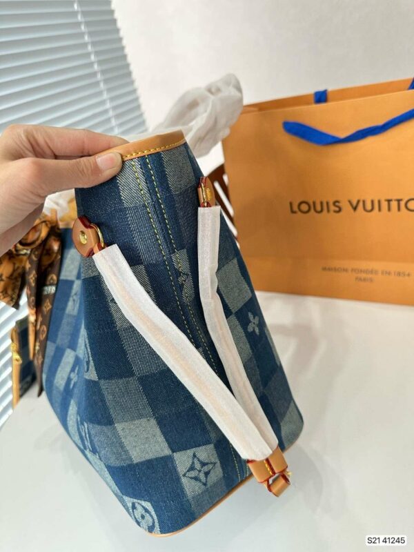 New Arrival LV Handbag L321