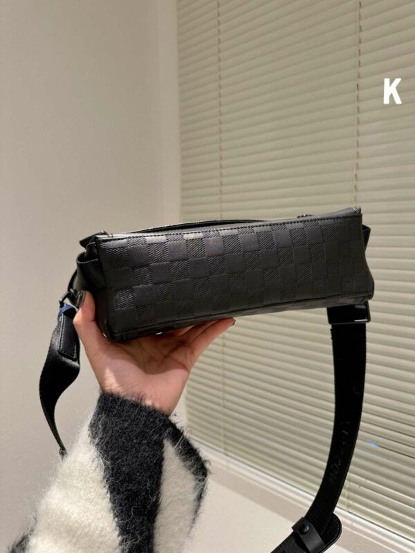 New Arrival LV Handbag L228