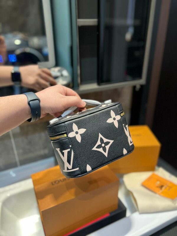 New Arrival LV Handbag L221