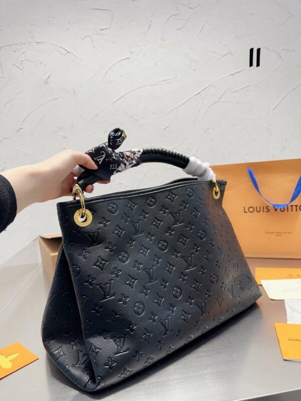 New Arrival LV Handbag L212