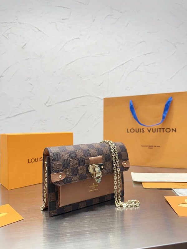 New Arrival LV Handbag L209