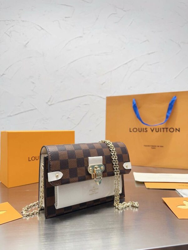 New Arrival LV Handbag L209