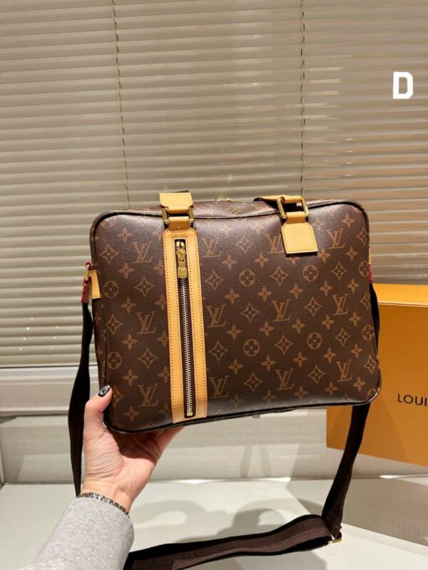 New Arrival LV Handbag L300