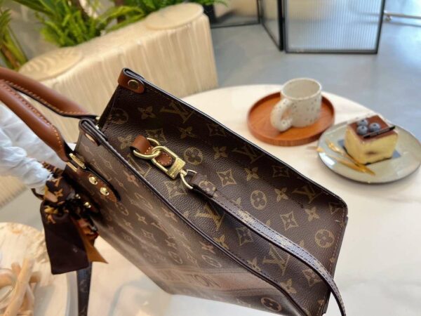 New Arrival LV Handbag L149