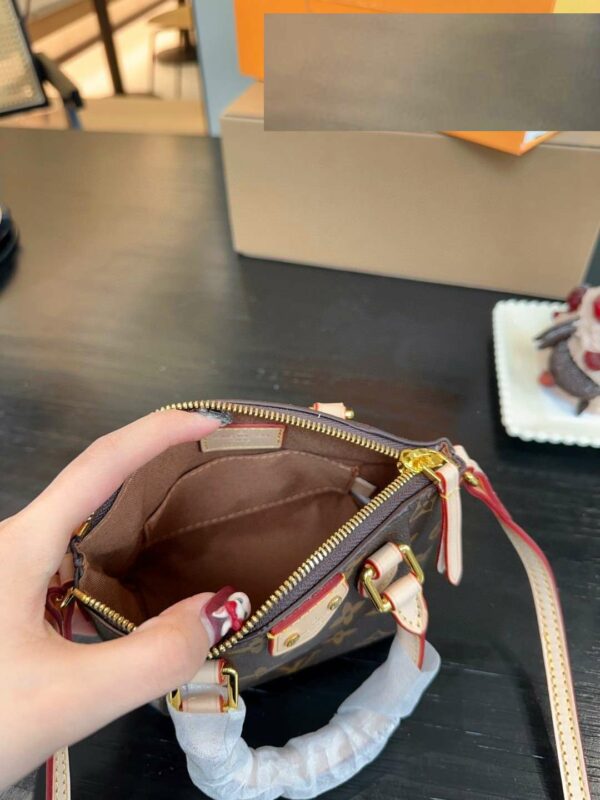 New Arrival LV Handbag L132