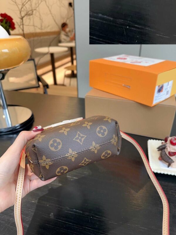 New Arrival LV Handbag L132