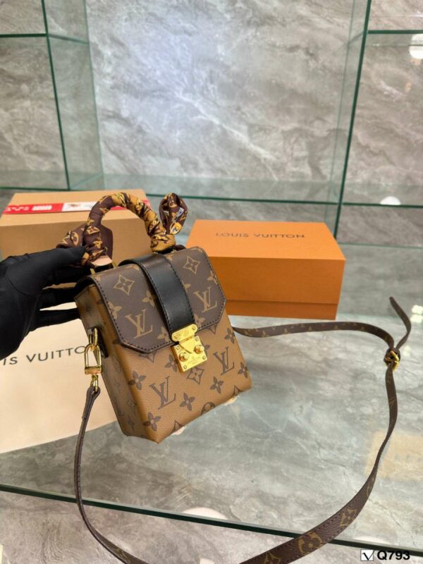 New Arrival LV Handbag L128