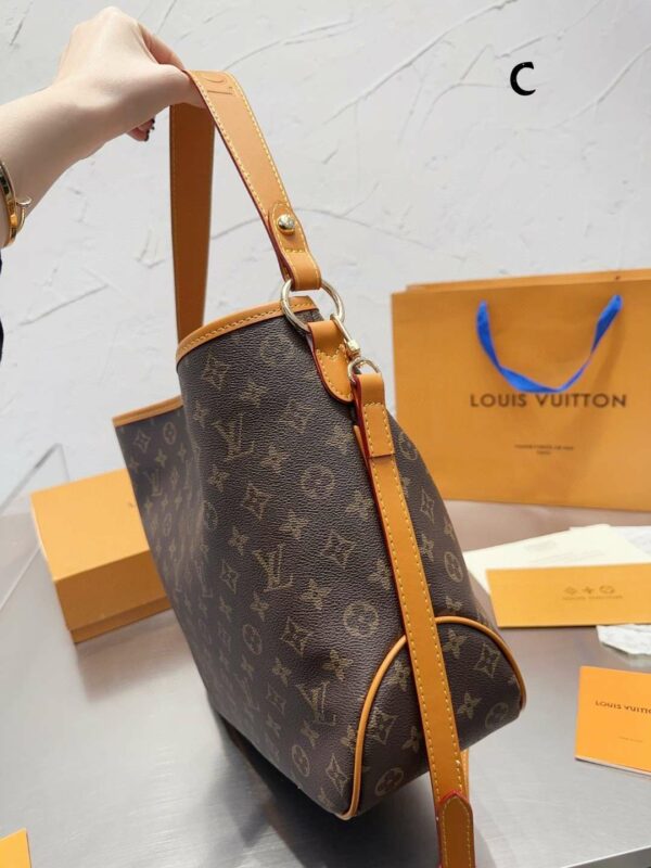 New Arrival LV Handbag L117
