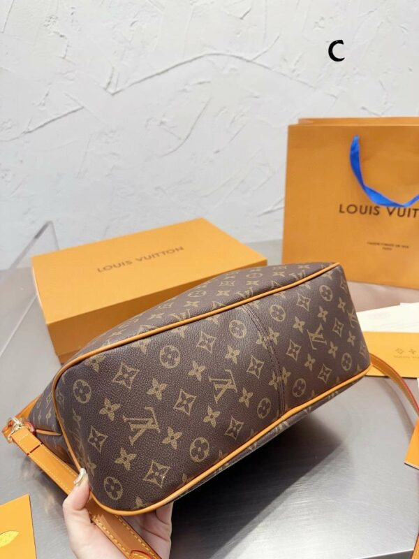 New Arrival LV Handbag L117