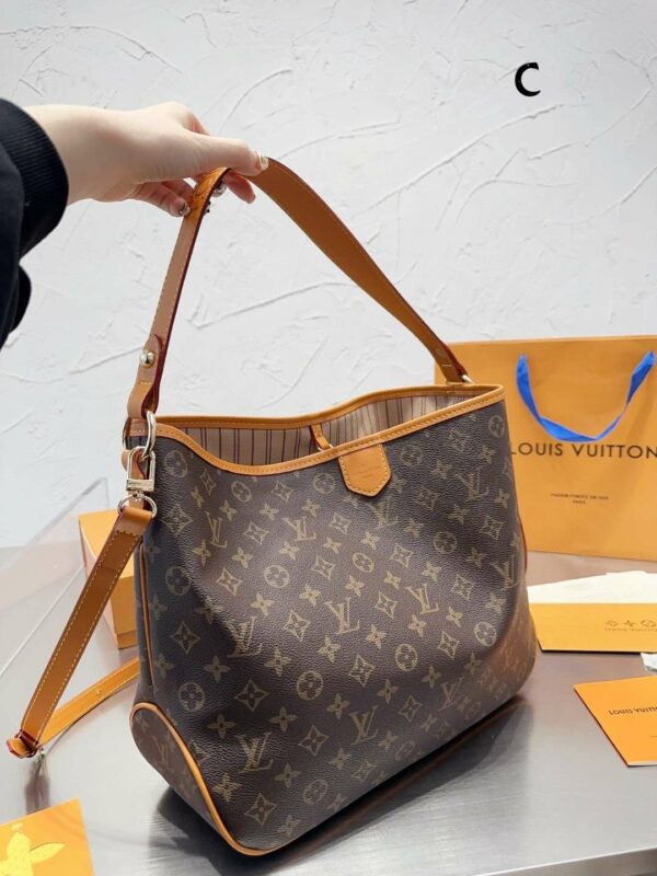 New Arrival LV Handbag L117