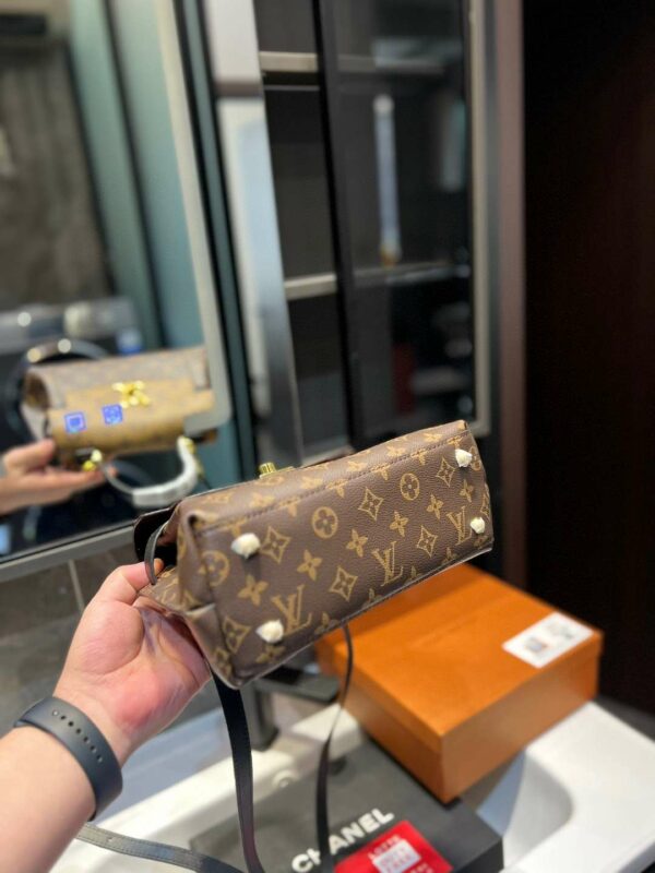 New Arrival LV Handbag L105