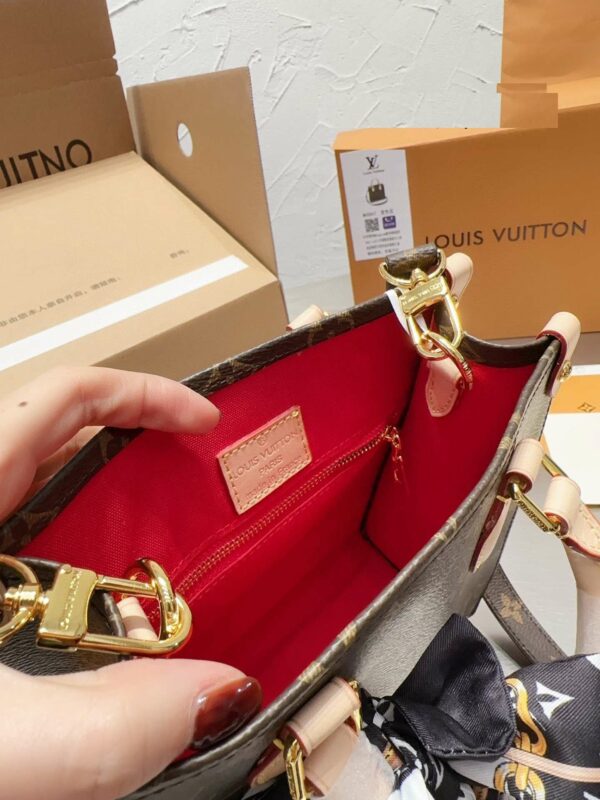 New Arrival LV Handbag L099