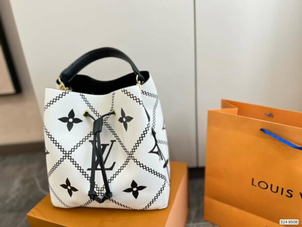 New Arrival LV Handbag L096