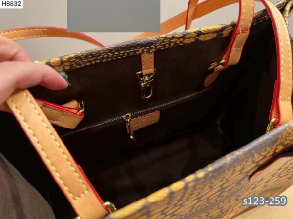 New Arrival LV Handbag L062