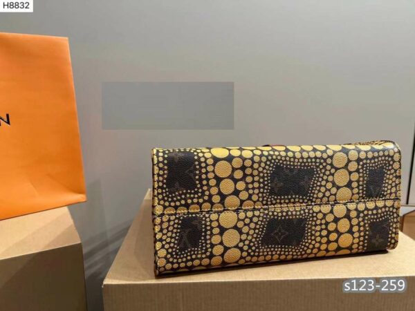 New Arrival LV Handbag L062