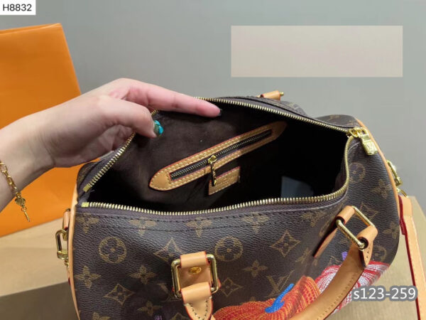 New Arrival LV Handbag L059