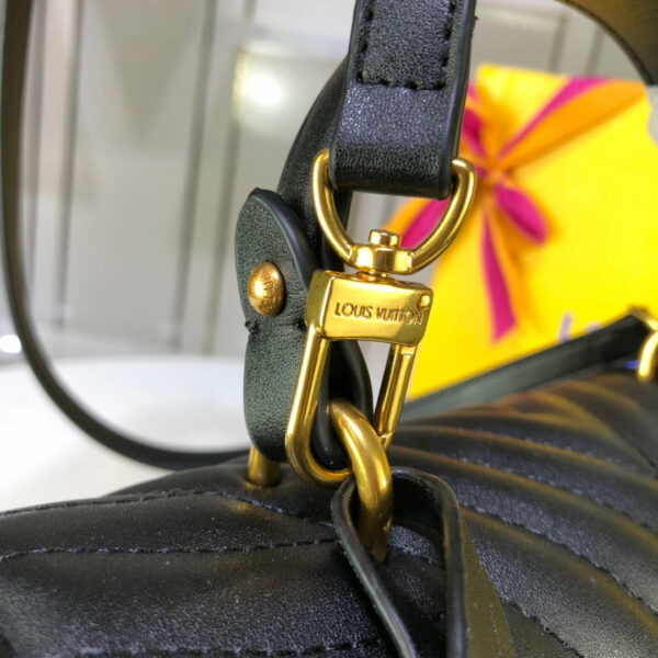 New Arrival L*V Handbag 682