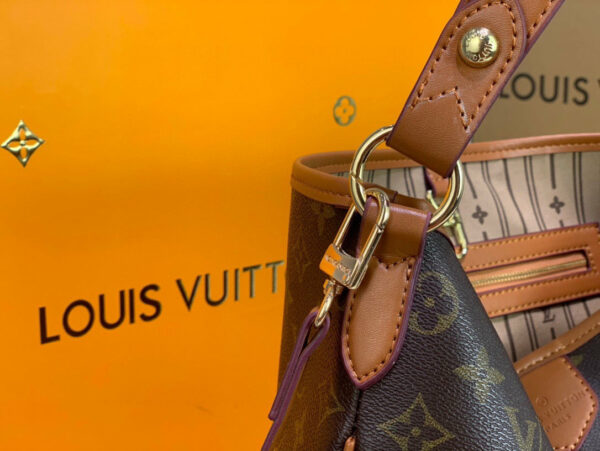 New Arrival L*V Handbag 680