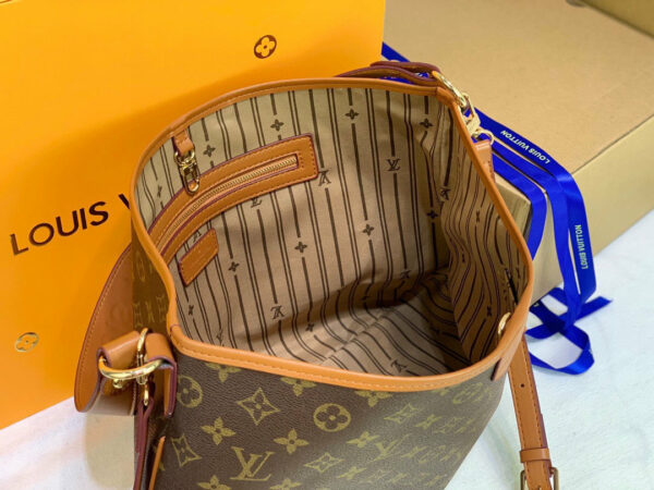 New Arrival L*V Handbag 680