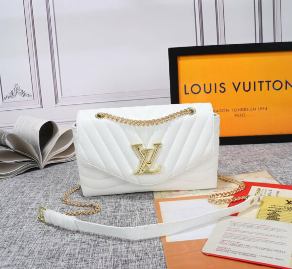 New Arrival L*V Handbag 675