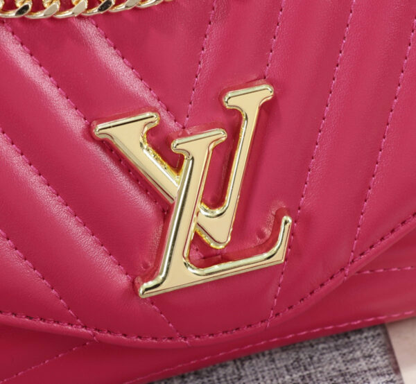 New Arrival L*V Handbag 675