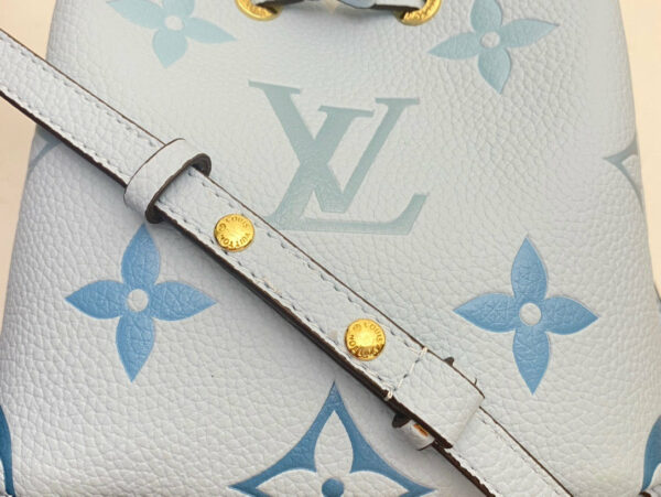 New Arrival L*V Handbag 647