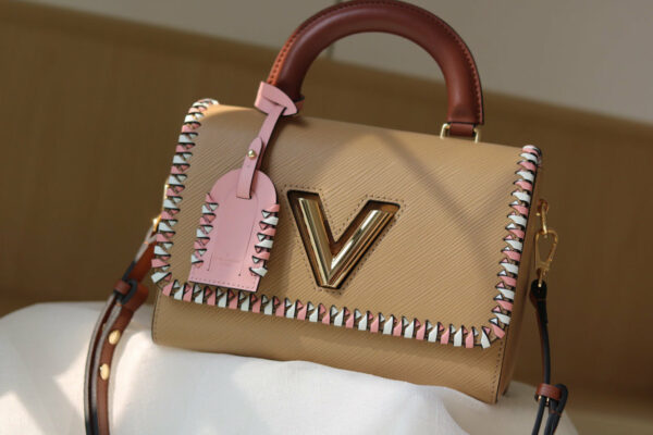 New Arrival L*V Handbag 623