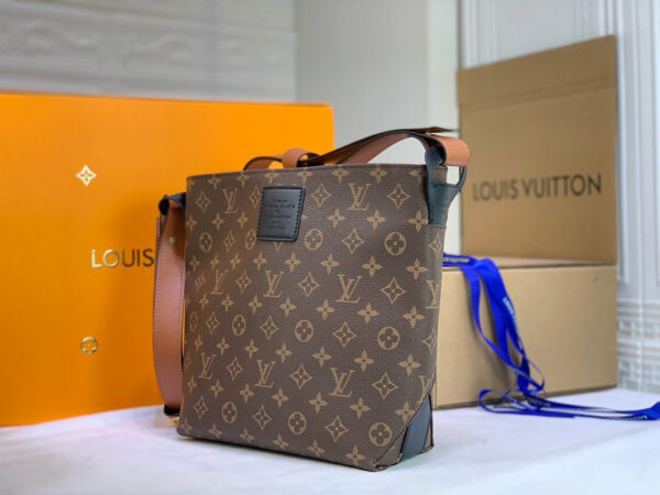 New Arrival L*V Handbag 603
