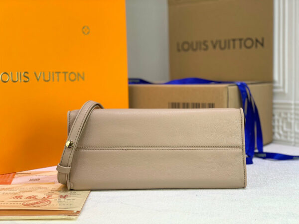 New Arrival L*V Handbag 599