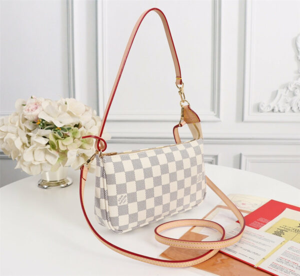 New Arrival L*V Handbag 596