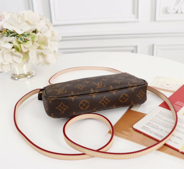 New Arrival L*V Handbag 596