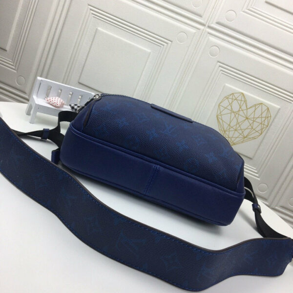 New Arrival L*V Handbag 553