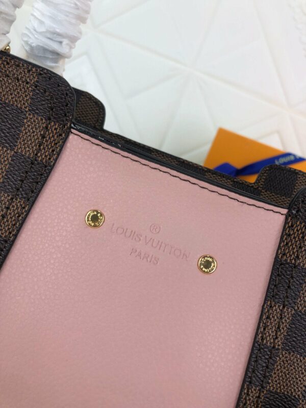 New Arrival L*V Handbag 557