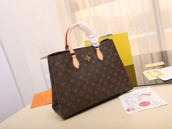 New Arrival L*V Handbag 547