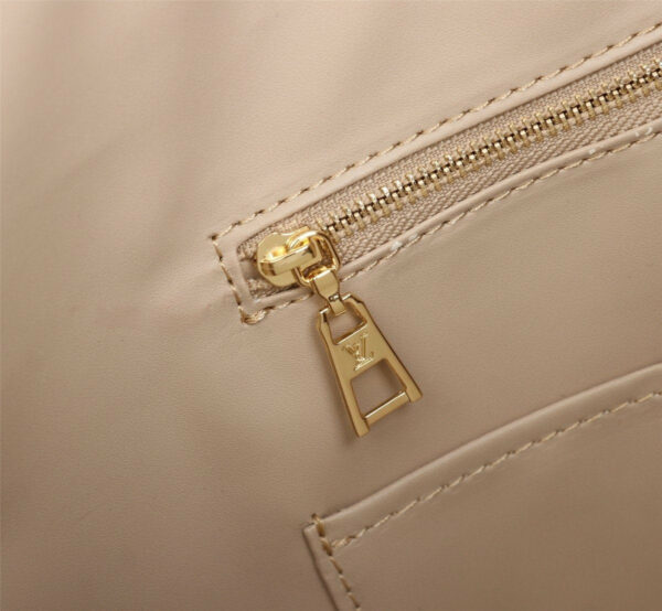 New Arrival L*V Handbag 499