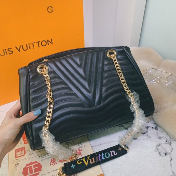 New Arrival L*V Handbag 360
