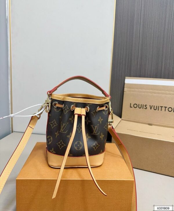 New Arrival LV Handbag L894