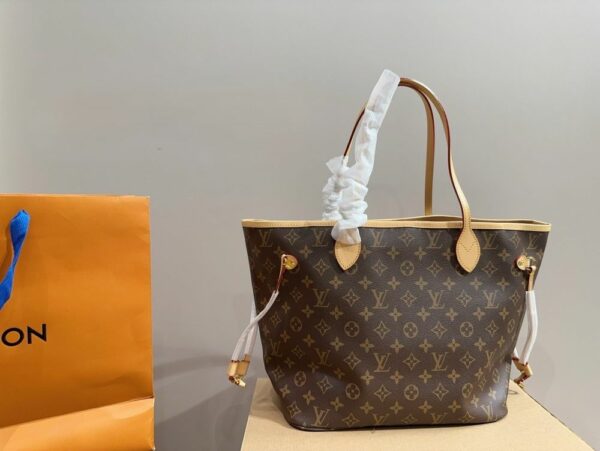 New Arrival LV Handbag L852
