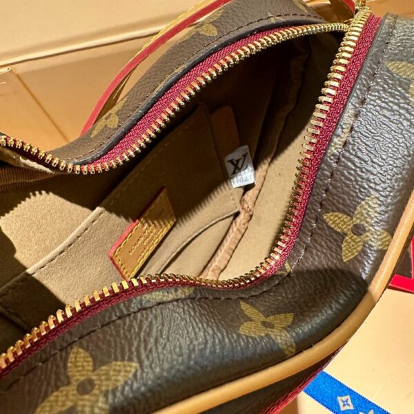 New Arrival LV Handbag L828