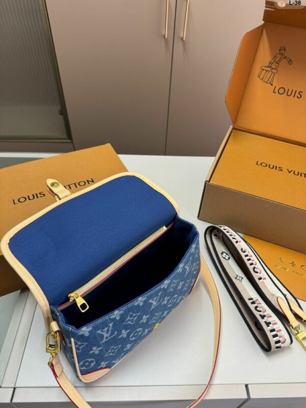 New Arrival LV Handbag L826